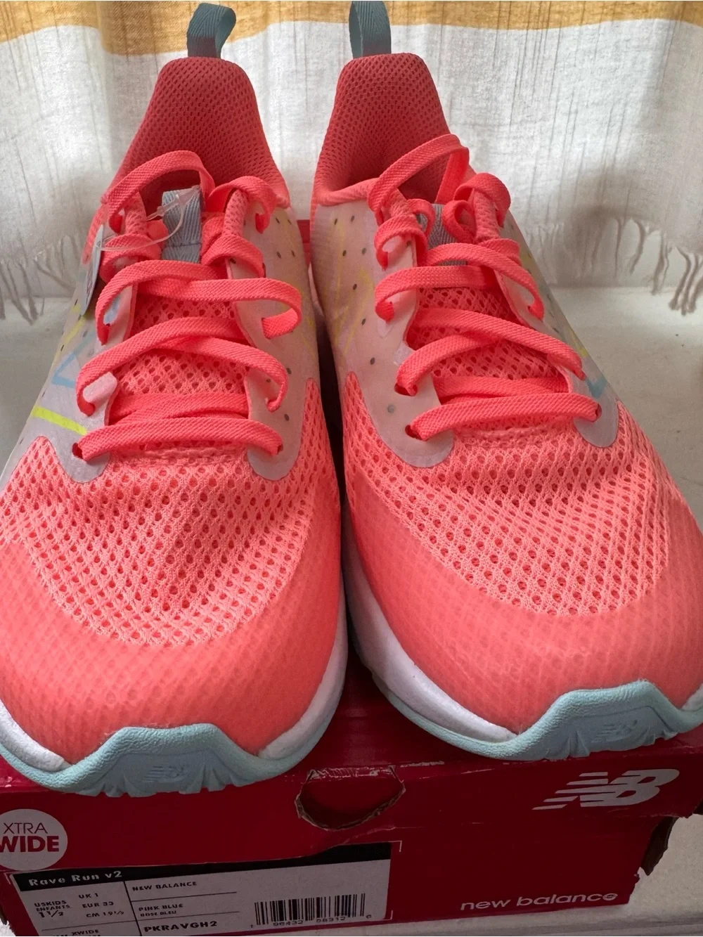 New Balance Rave Run v2 Coral Peach Blue Running Shoes Sz 1.5 extra wide